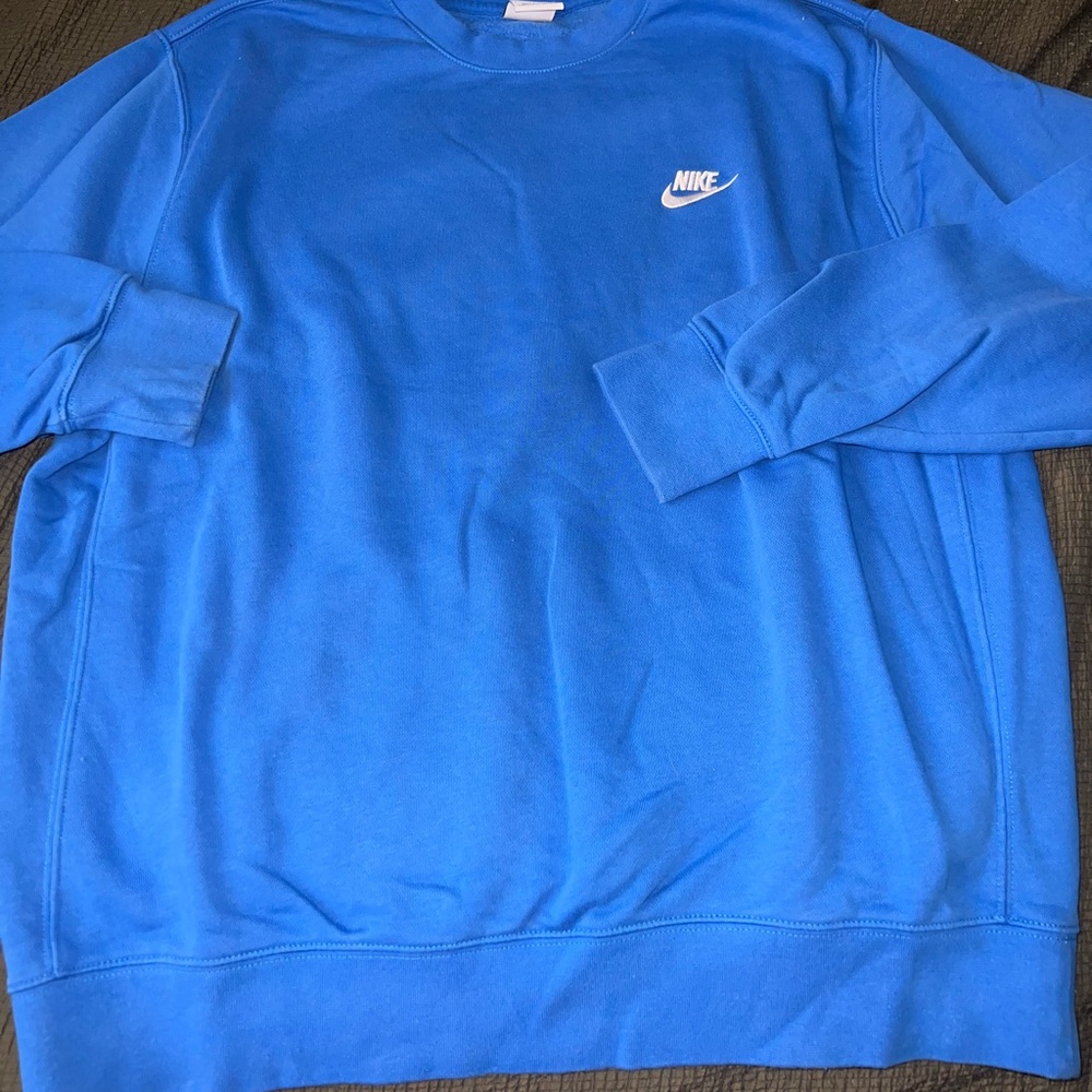 Men’s Nike Crew